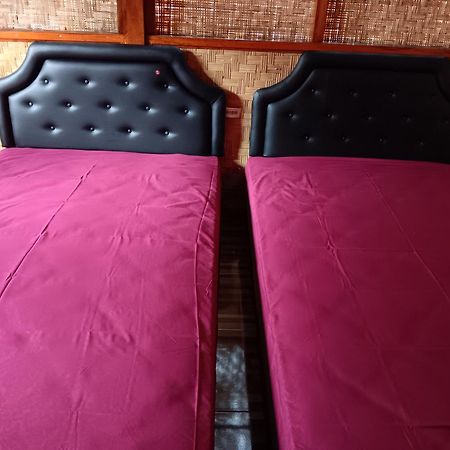 Linkeeshome Bungaya Karangasem  Luaran gambar